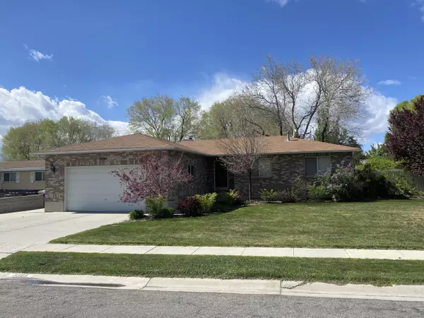 3393 W Crestfield DR, West Valley City, UT 84120