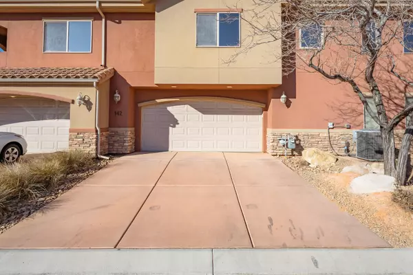 325 N Red Stone Rd. 142, Washington, UT 84780