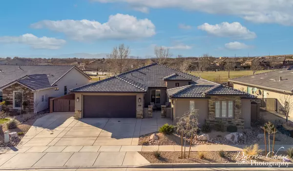 515 N Sage Crest DR, Washington, UT 84780