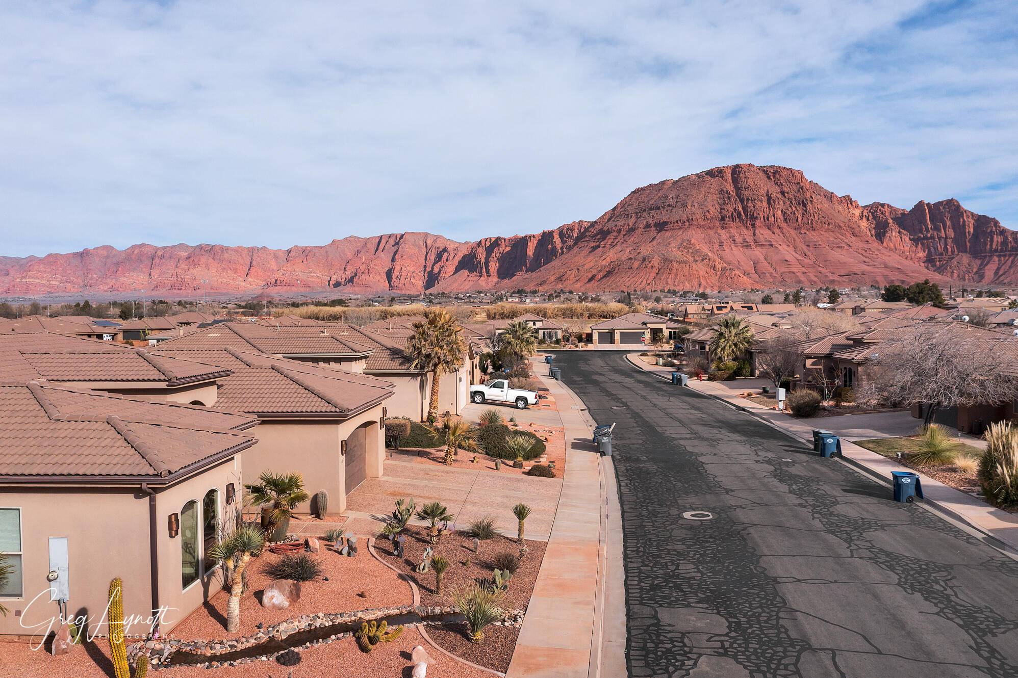 Ivins, UT 84738,582 S 120 W