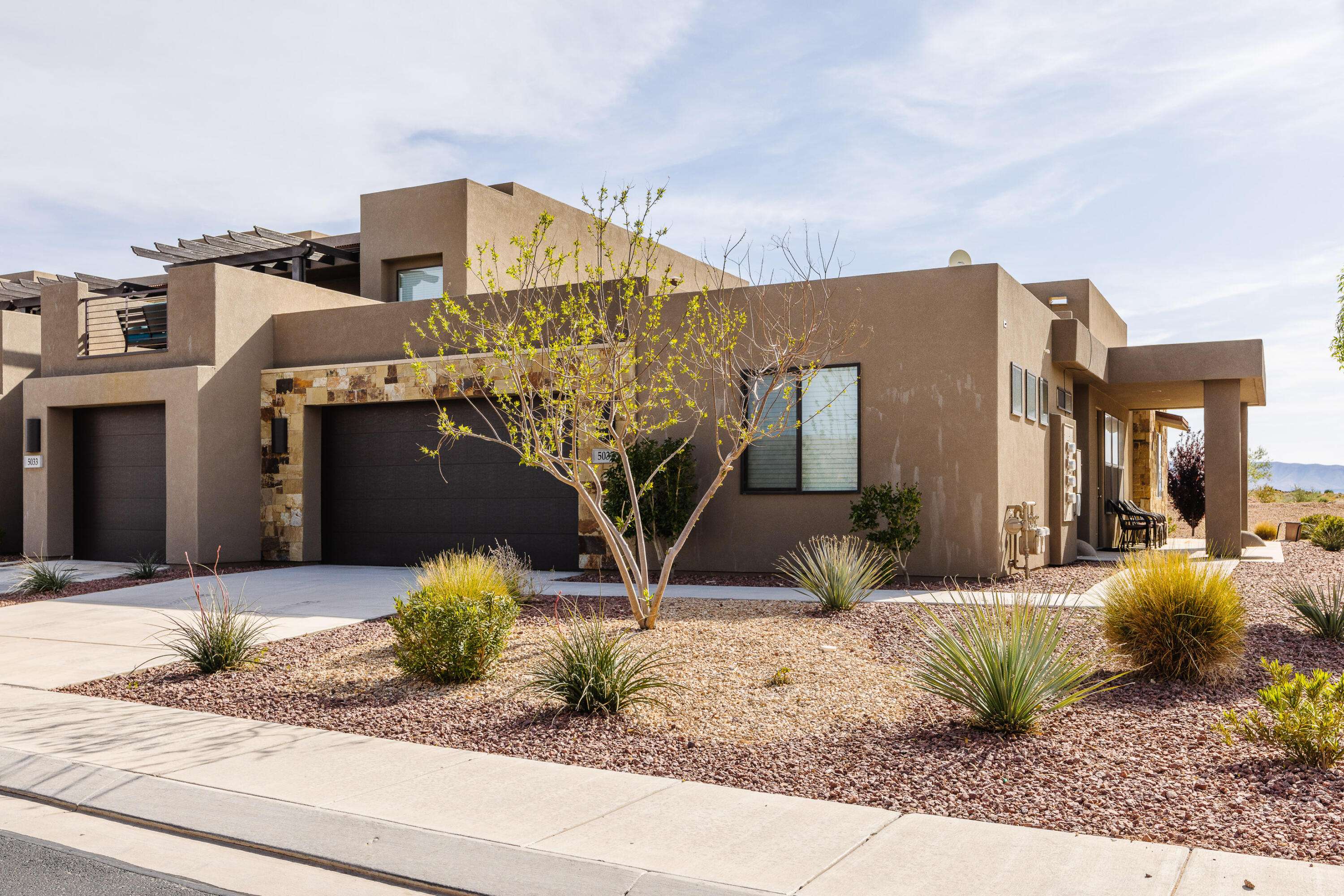 5037 Escapes DR, St George, UT 84770