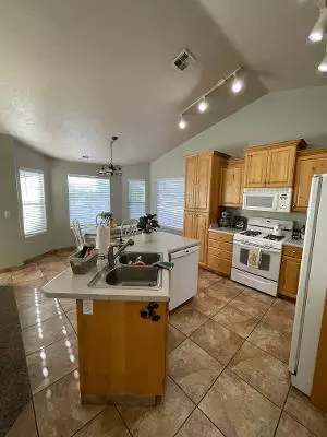 St George, UT 84790,345 N 2450 E #216