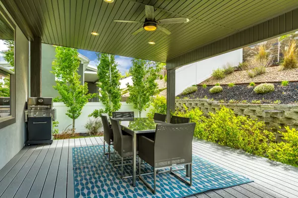 Draper, UT 84020,1012 E Deer Heights CT