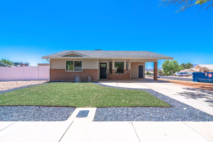 1093 N 1900 ST W, St George, UT 84770