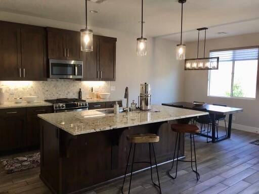 St George, UT 84770,1394 Firepit Knoll DR