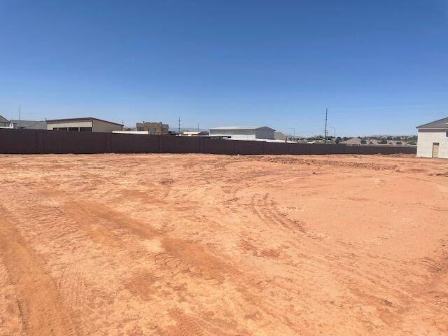 Blue Heron DR, St George, UT 84790