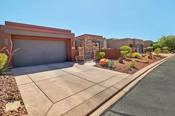 St George, UT 84770,2139 W Cougar Rock CIR #141