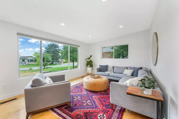 Salt Lake City, UT 84109,3723 S Terrace Heights RD