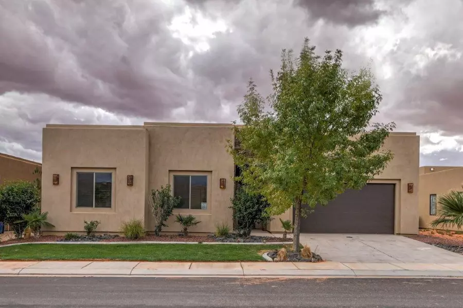 4931 W 3175 S, Hurricane, UT 84737