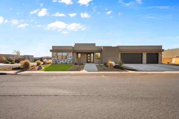 5233 W 3160 S, Hurricane, UT 84737