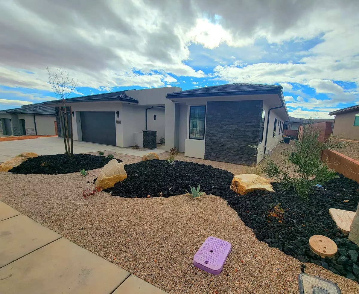 Washington, UT 84780,1285 Falcon Crest DR