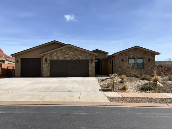 126 N Arrowhead LN, Ivins, UT 84738