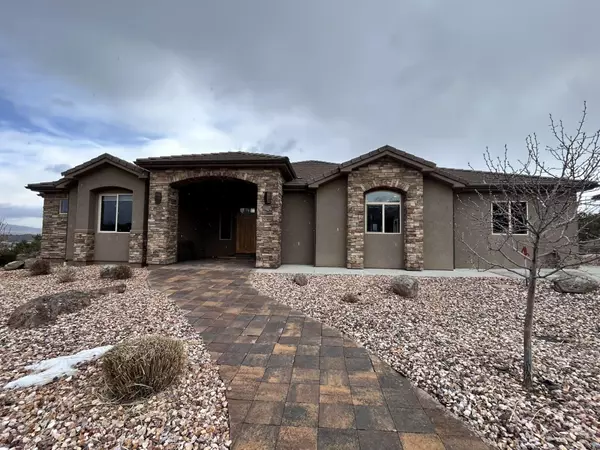 1291 S 700 E, New Harmony, UT 84757