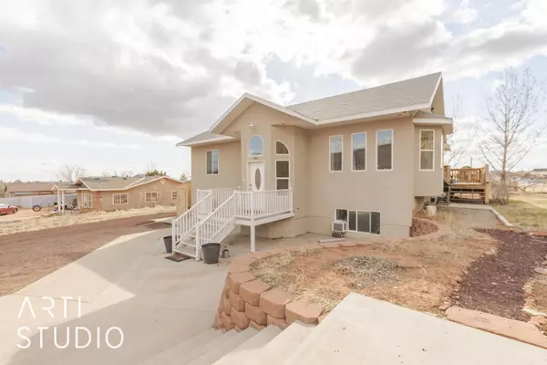 785 N Homestead ST, Hildale, UT 84784