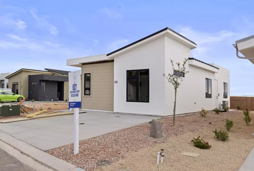 23 Black Rock RD, Hurricane, UT 84737