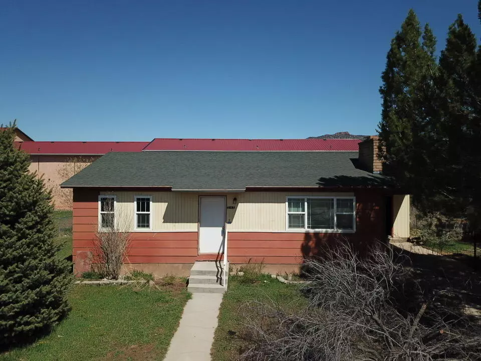 Parowan, UT 84761,243 S 700 W