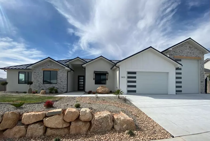 1833 W 200 S, Hurricane, UT 84737