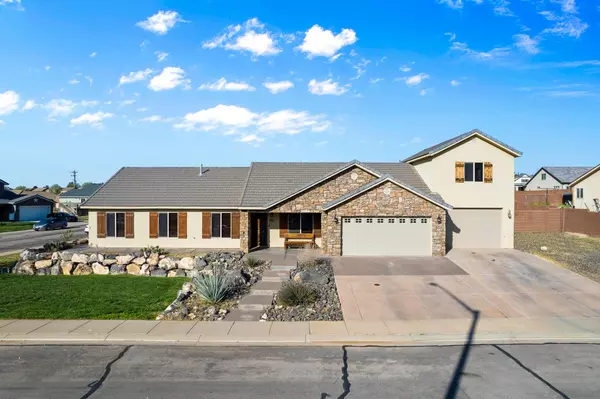 810 S Peachtree DR, Toquerville, UT 84774