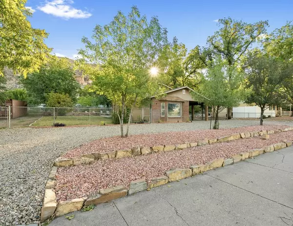 65 S Main ST, La Verkin, UT 84745