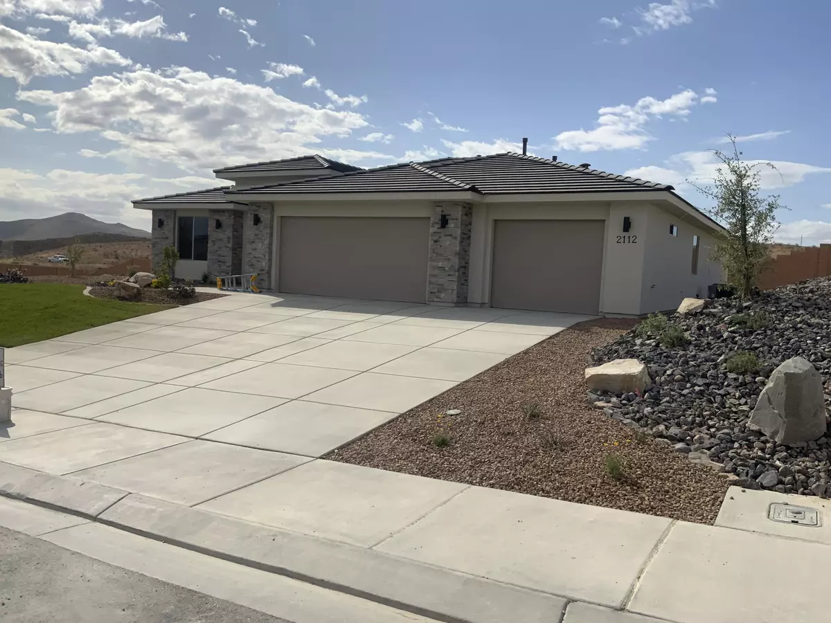 St George, UT 84790,2112 E Honeycomb DR