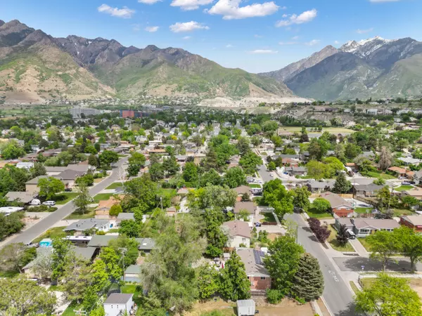 Salt Lake City, UT 84121,2341 E 6710 S