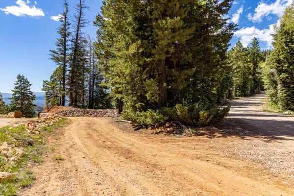 Duck Creek, UT 84762,10 Hay Canyon Road