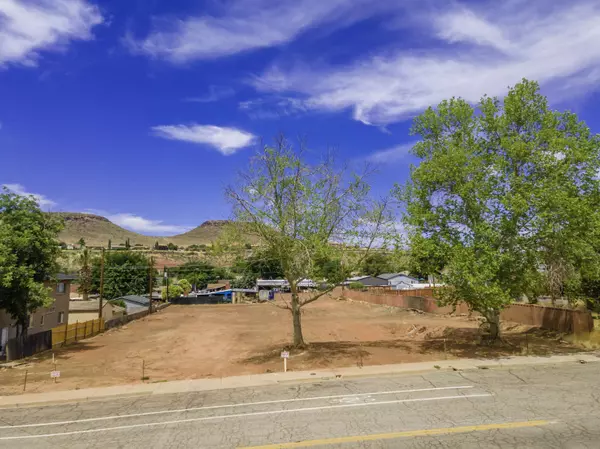 St George, UT 84770,435 N 300 W