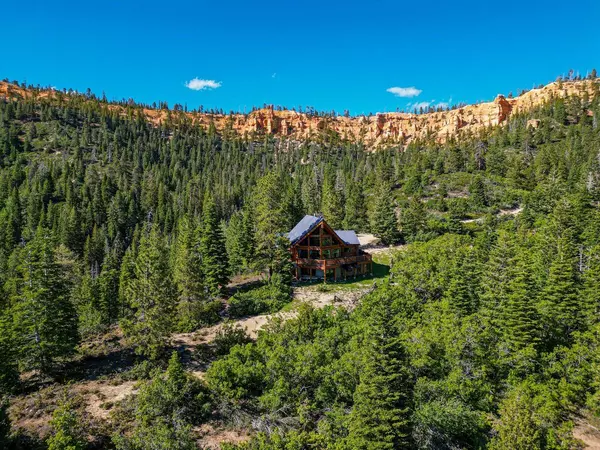 2100 S Swains Creek RD, Duck Creek, UT 84762