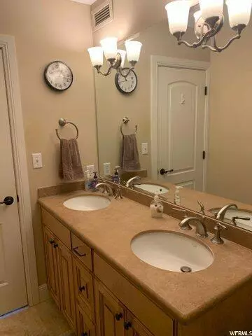 Salt Lake City, UT 84103,123 2nd Ave 805