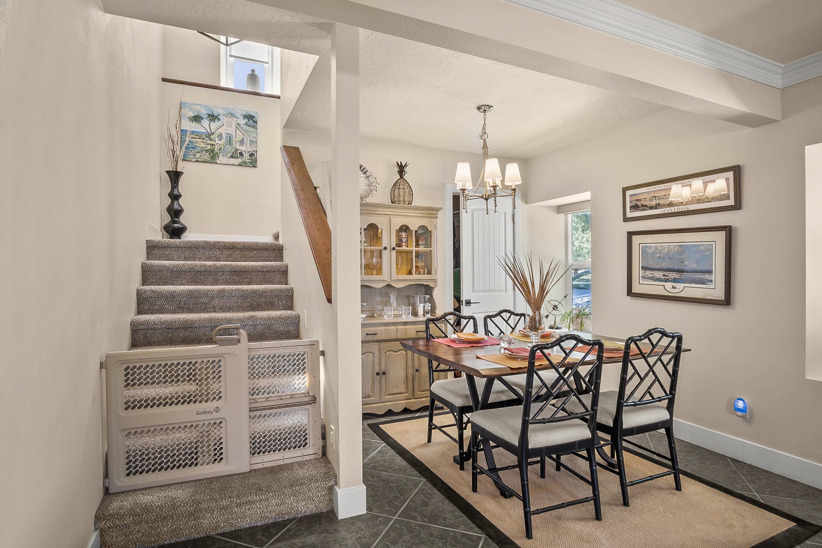 St George, UT 84770,165 W 400 S