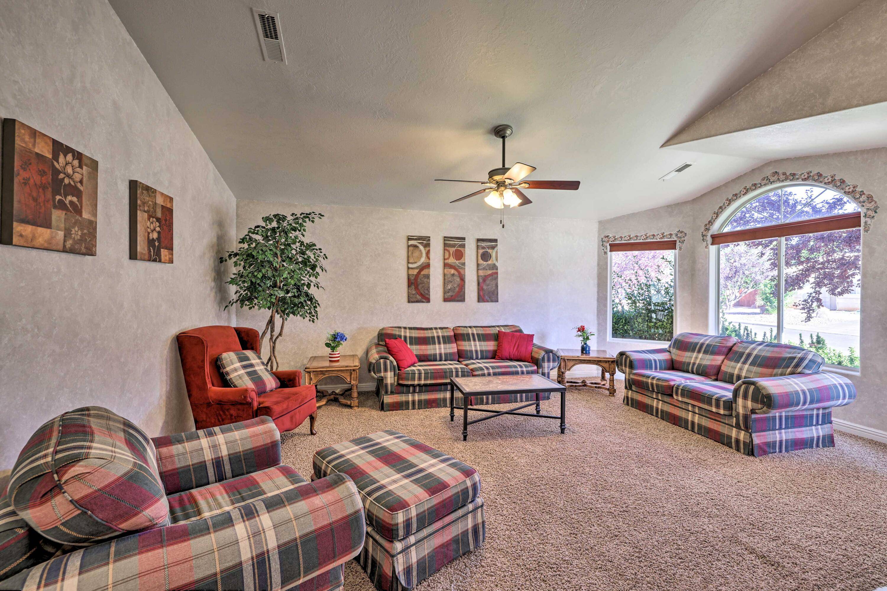 La Verkin, UT 84745,341 W 170 S