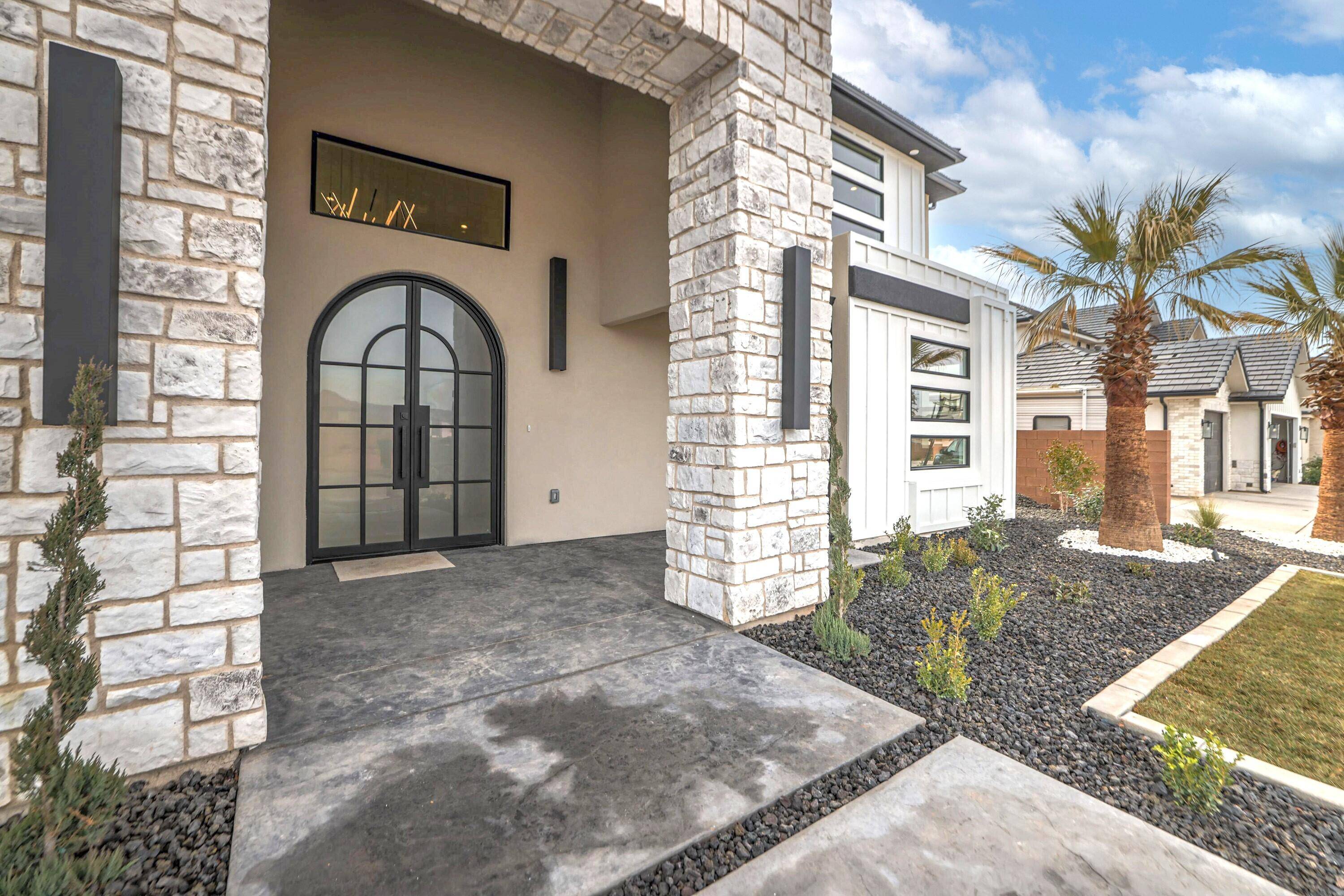 St George, UT 84790,2892 E 1400 S