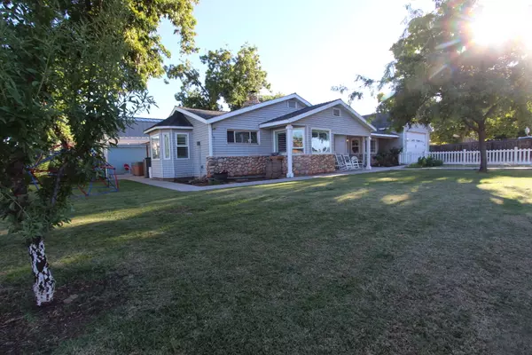 82 E 200 ST S, Washington, UT 84780