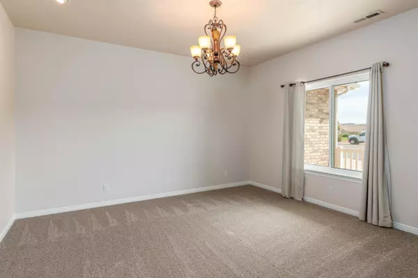 St George, UT 84770,2522 W 1920 N CIR