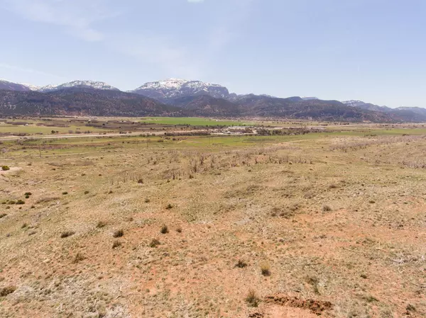 Kanarraville, UT 84742,Hayward Mtn Road