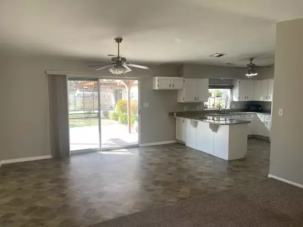 320 N Sunflower DR 17 St George, UT 84790