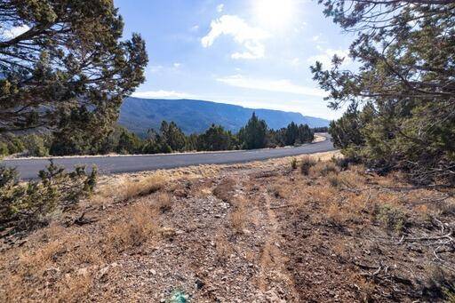 New Harmony, UT 84757,3754 S Overlook DR