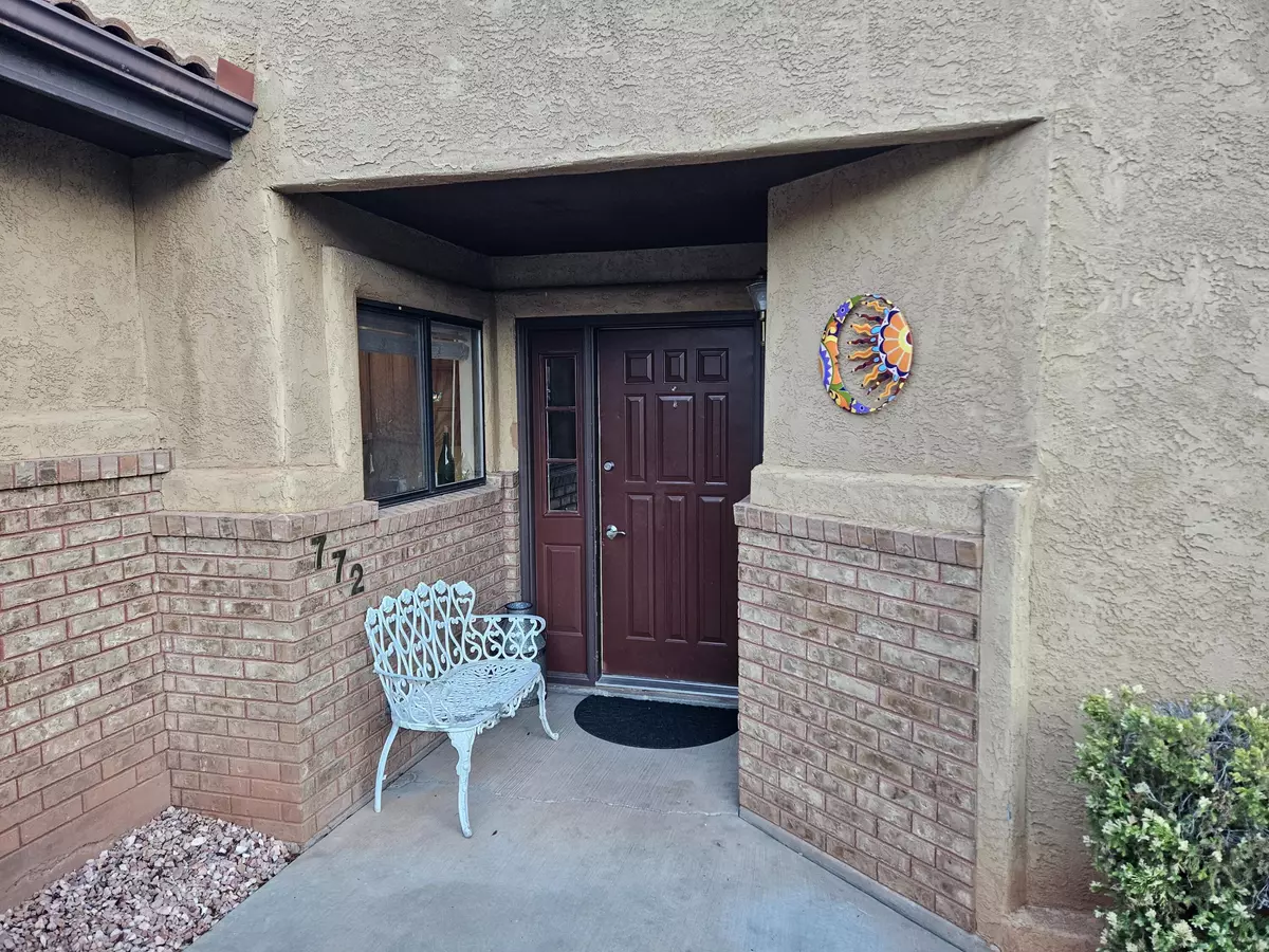 St George, UT 84770,772 Sunrise CT