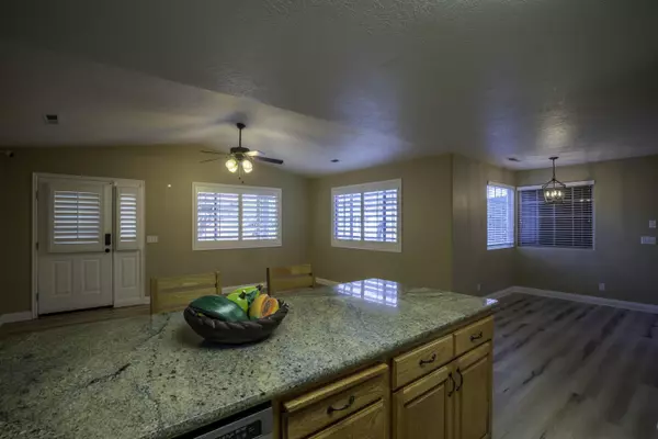 Washington, UT 84780,1050 W Red Hills Parkway 3