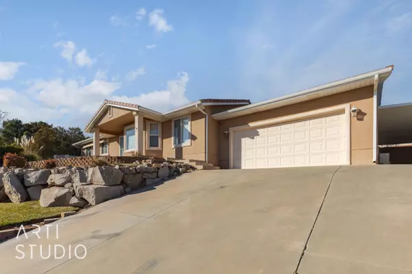 555 N Scenic DR W, Washington, UT 84780