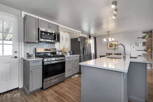 228 S 100 W, Washington, UT 84780