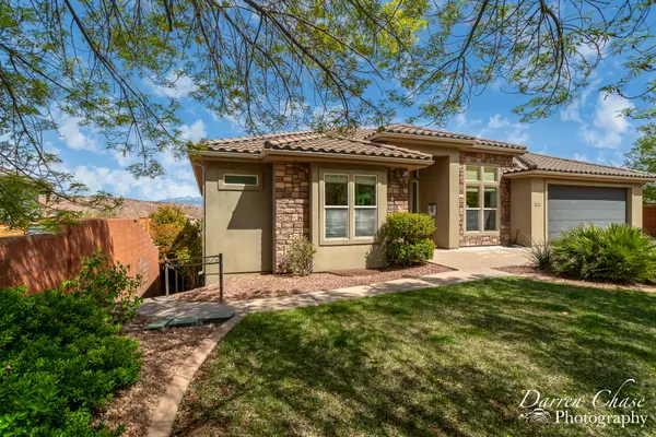 631 E Price Hills DR, St George, UT 84790