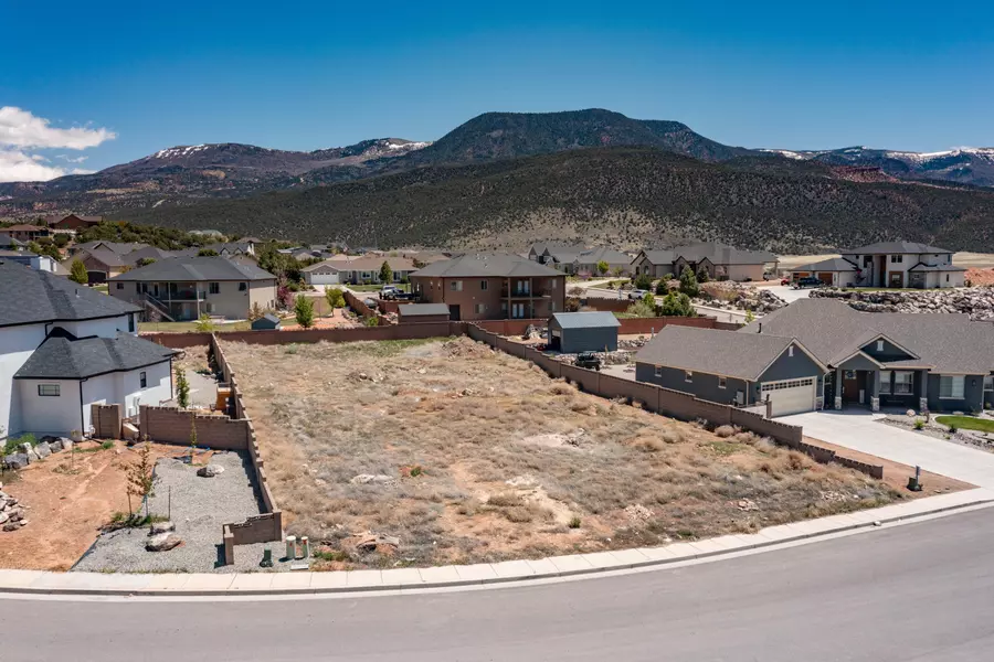 2093 S Eagle Ridge DR, Cedar City, UT 84720