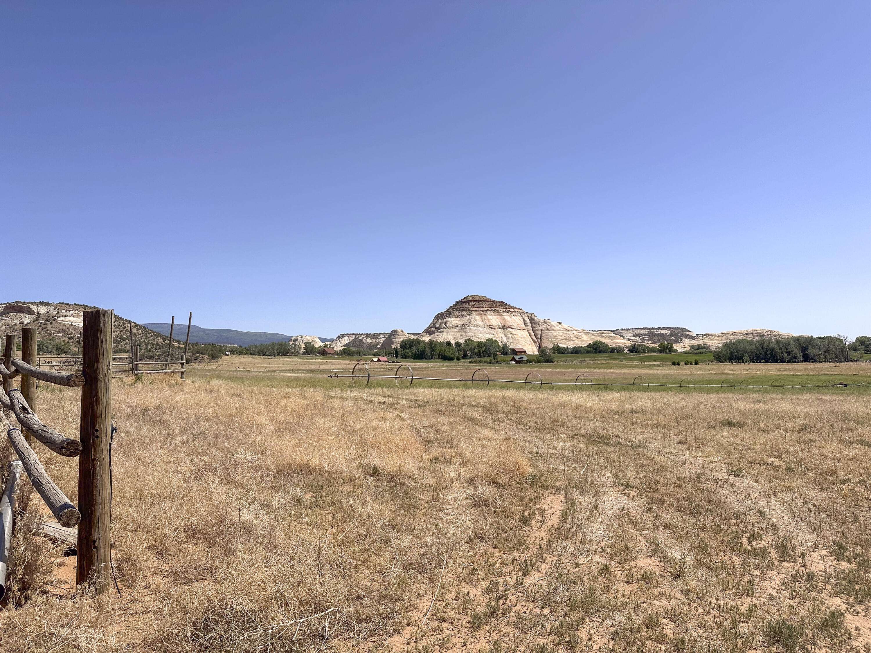 Boulder, UT 84716,301 E 1600 S