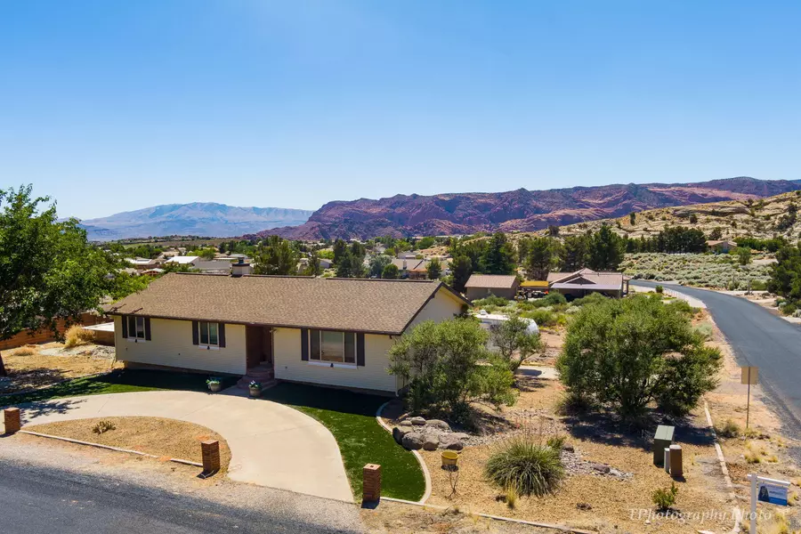 5805 N 1400 W, St George, UT 84770