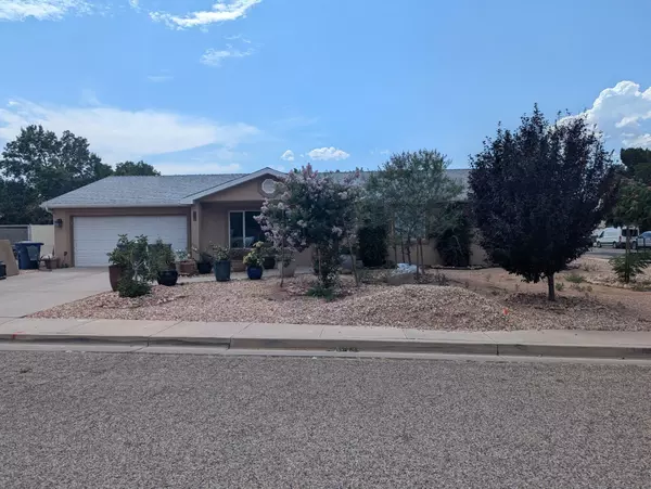 518 S 600 W, Hurricane, UT 84737