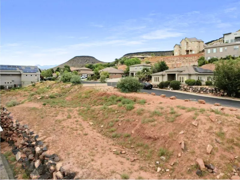 1210 W Indian Hills DR, St George, UT 84790