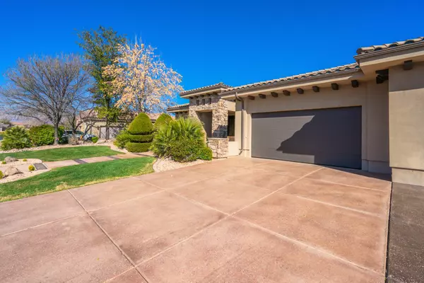 St George, UT 84790,2499 Eastlake DR