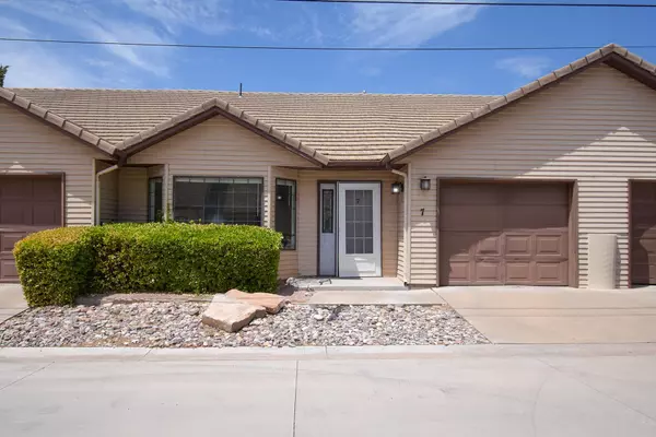 361 E 400 #7, St George, UT 84770