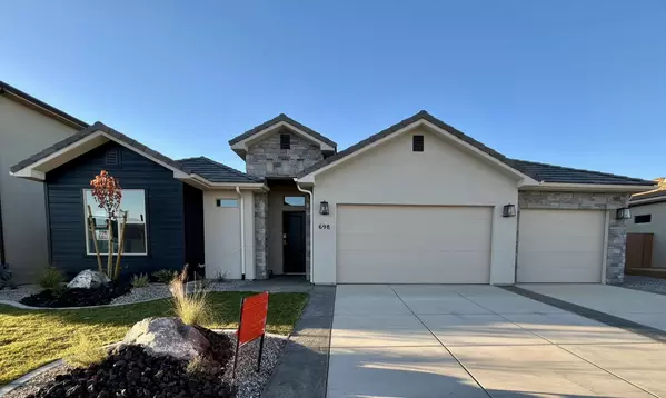 698 Middle Crk DR, Washington, UT 84780